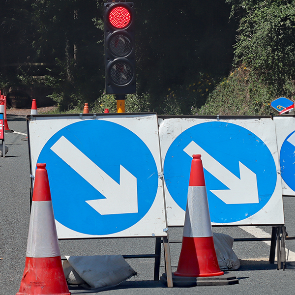 NHSS 12D T1 T2 Static Works on Single Carriageways